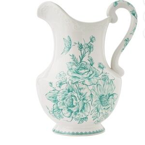 The Pioneer Woman Agatha Stoneware 2-Quart Pitcher Green
